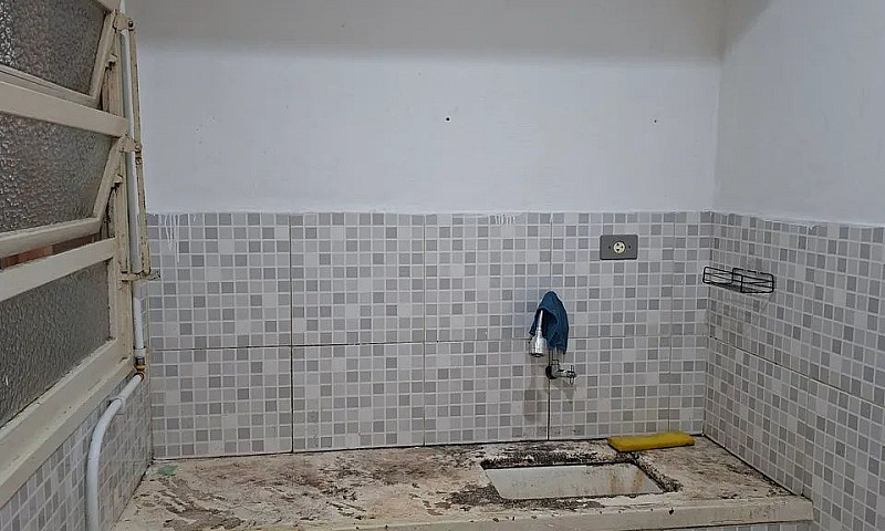 Kitnet Na Rua Álvaro...