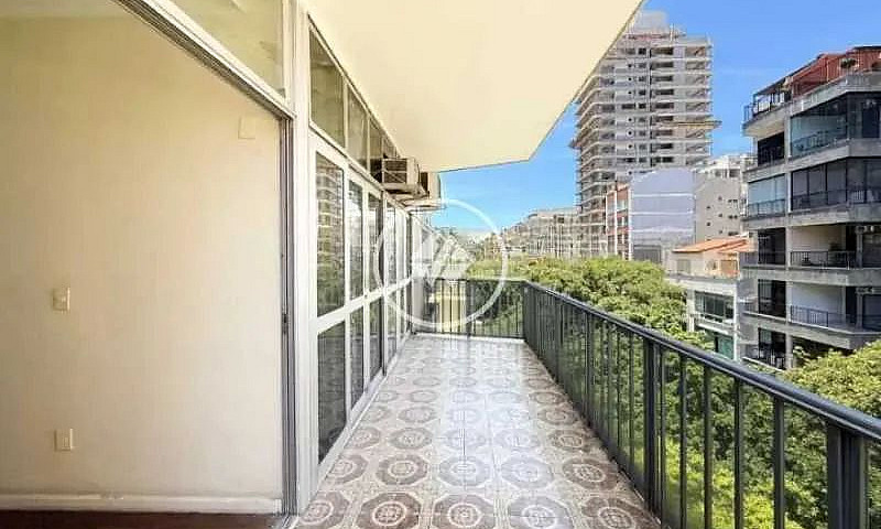 Apartamento : - Resi...