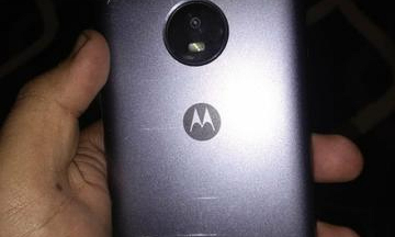 Moto E4 Plus...