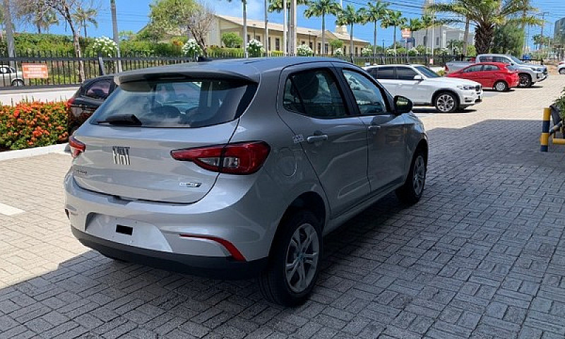 Fiat Argo Drive 2023...