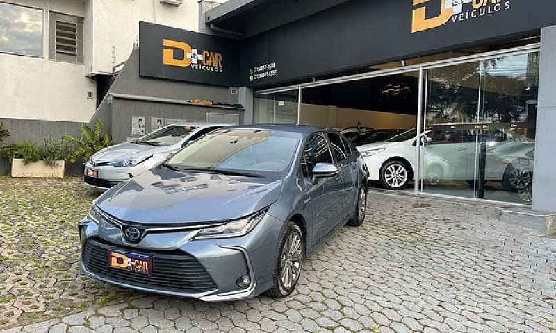 Corolla Altis Híbrid...