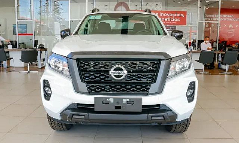 Nissan Frontier Atta...