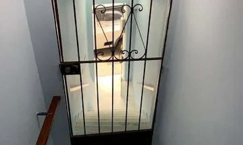 Alugo Ótimo Apartame...