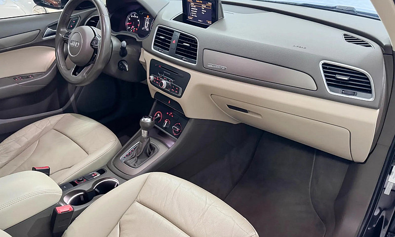 Audi Q3 2.0 Tfsi Amb...