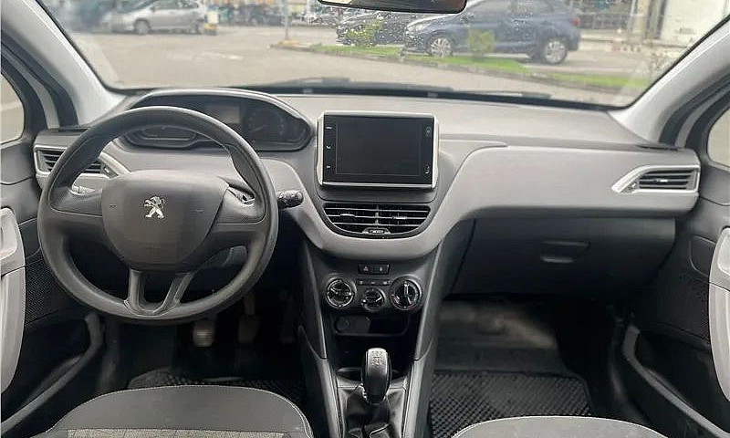 Peugeot 208 Active 1...