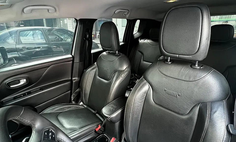 Jeep Renegade Long. ...