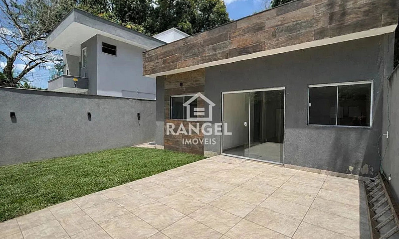 Casa Linear Com Três...