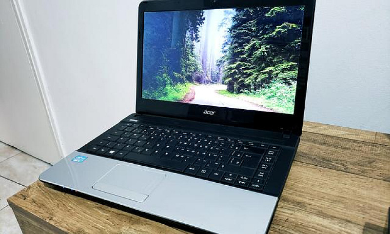 Notebook Acer I3...