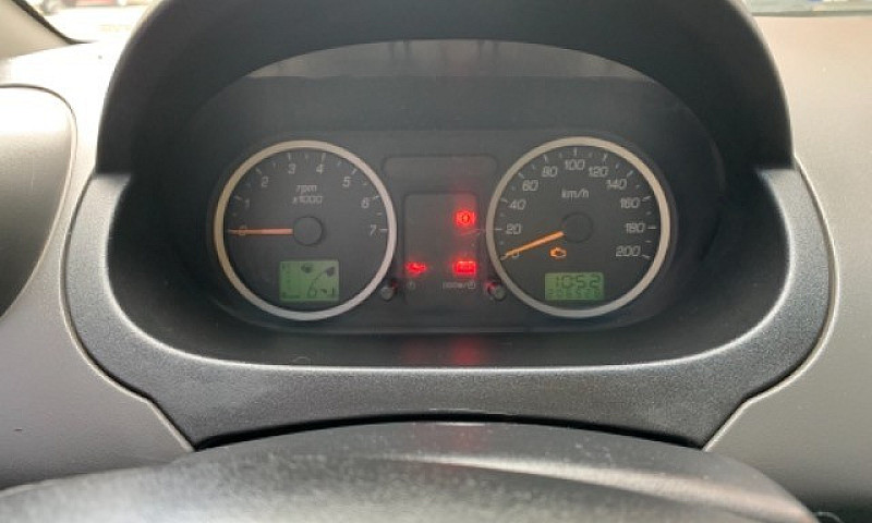 Fiesta Sedan 1.6 8V ...