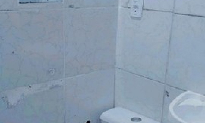Vende-Se Uma Casa ...