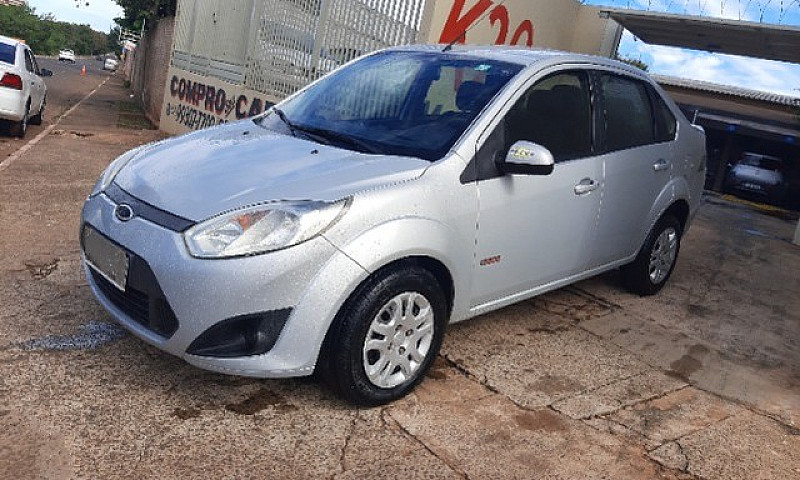 Fiesta Sedan 1.6 Fle...