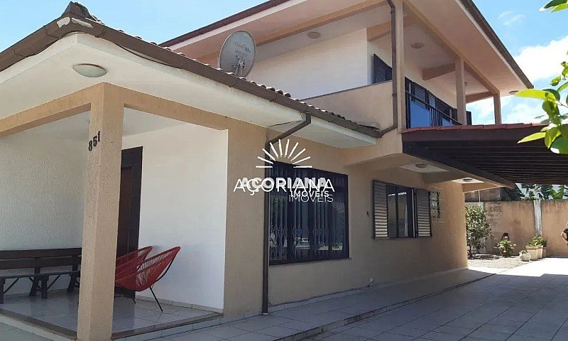 Casa 4 Dormitórios P...