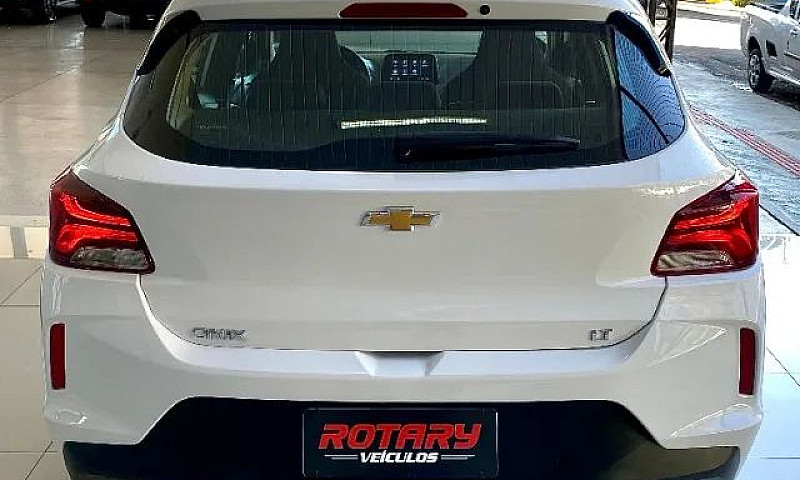 Chevrolet Onix Hatch...