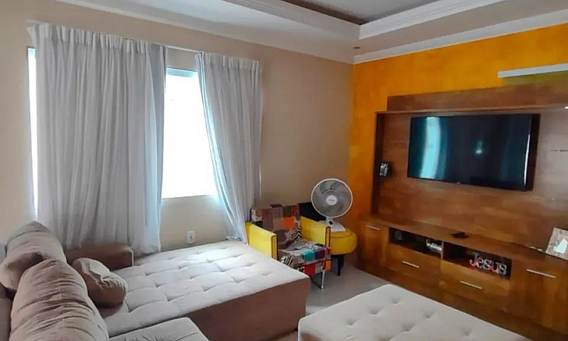 Alugo Linda Casa Com...