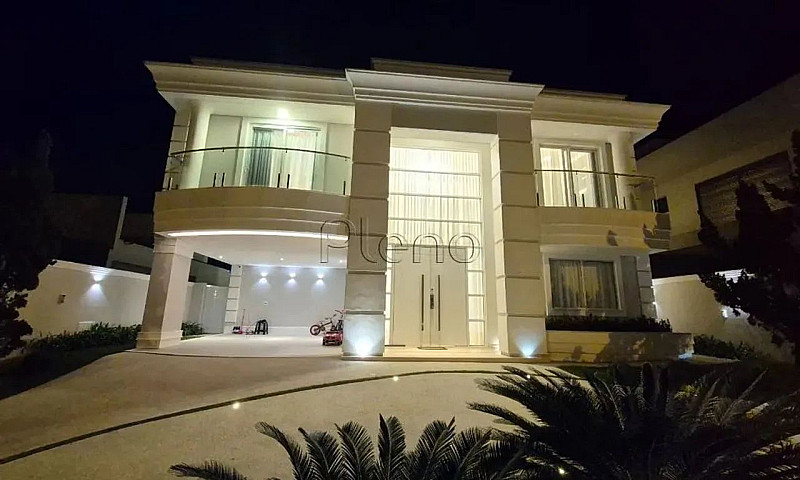 Sobrado À Venda Em C...