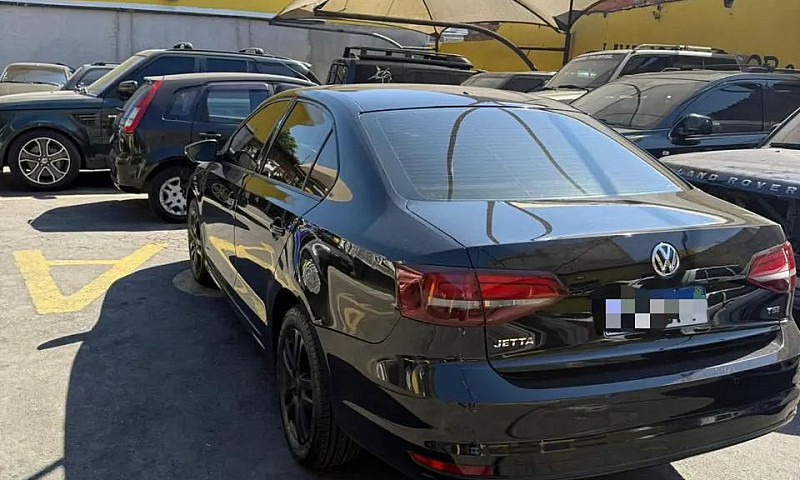 Volkswagen Jetta Com...