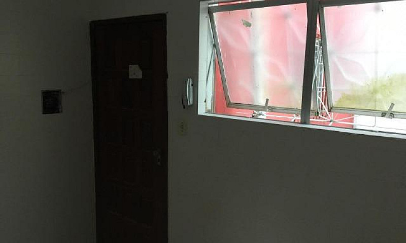 Alugo Ap. No Condomí...