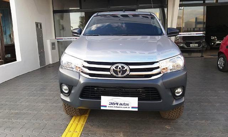 Toyota Hilux Cab. Si...