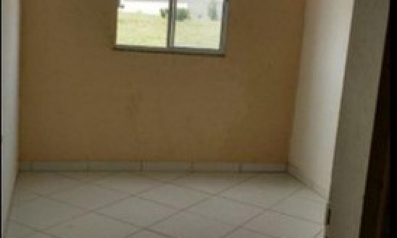 Vende-Se Casa Em San...