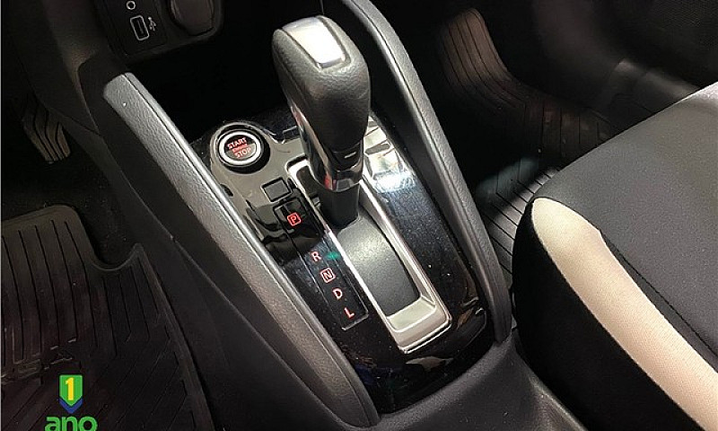 Nissan Versa 2022 1....
