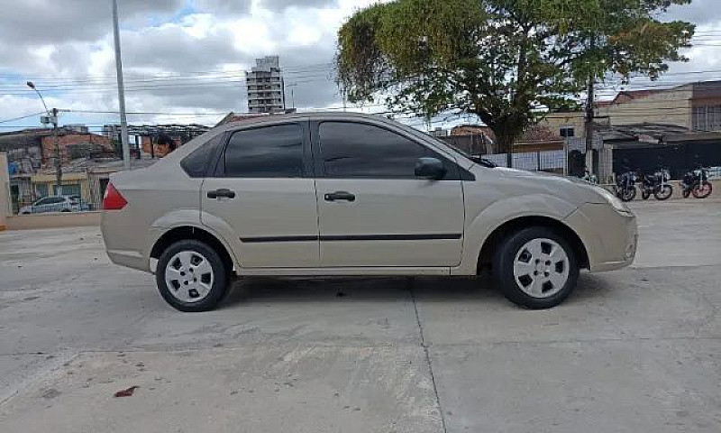 Fiesta Sedan 1.0 Em ...