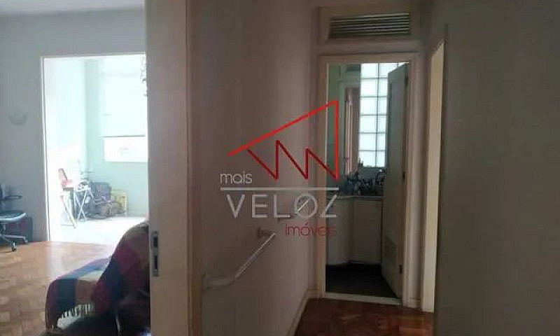 Apartamento-À Venda-...