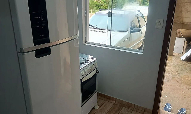 Alugo Kitnet Mobilia...