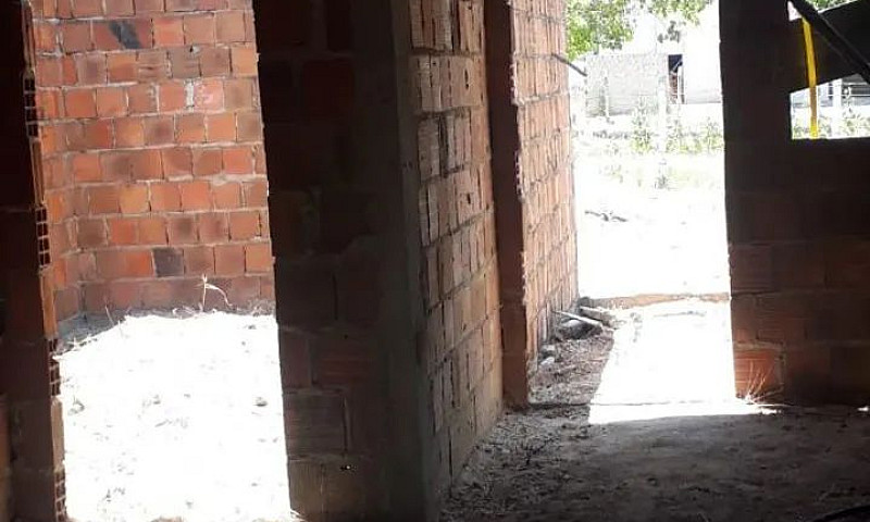 Vendo Casa Iniciada ...