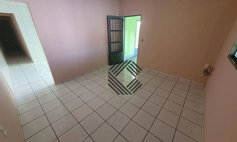 Casa Com 2 Dormitóri...
