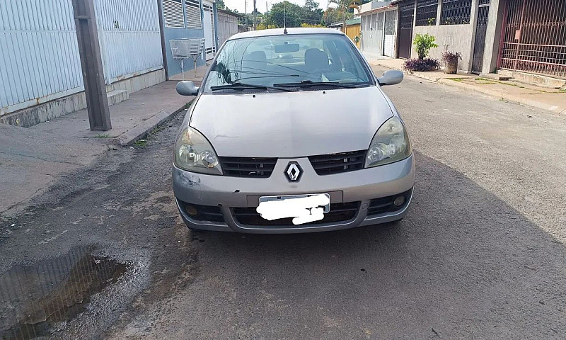 Renault Clio Sed. Ex...