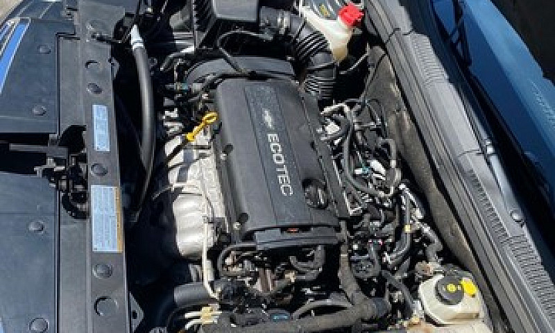 Cruze 13/13 Lt At...