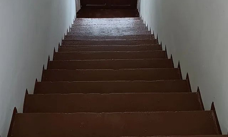 Alugo Apto Rua Casa ...