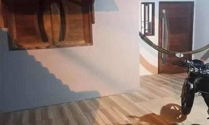Excelente Casa De 2 ...