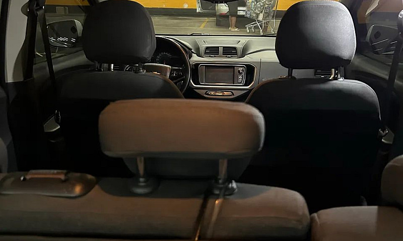 Chevrolet Spin Lt 1....
