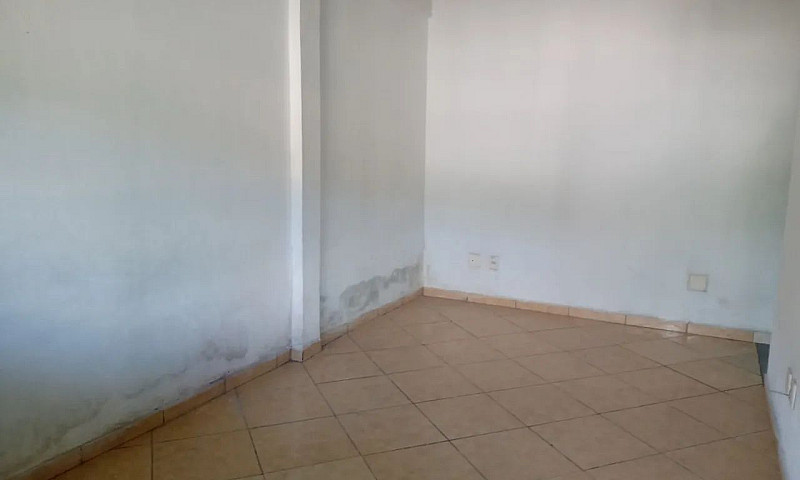 Casa De Um Quarto Co...