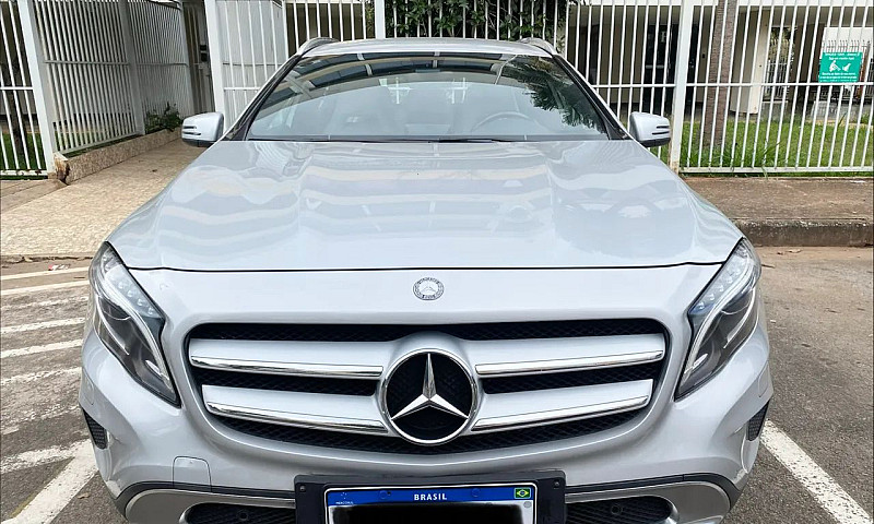 Mercedes-Benz Gla 20...