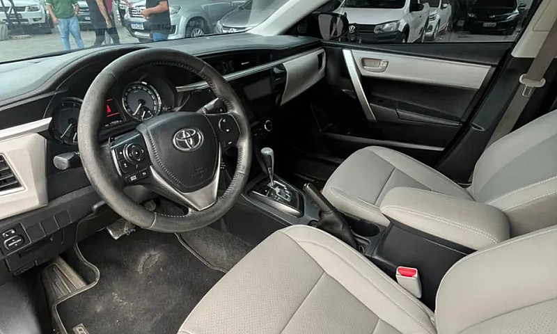 Toyota Corolla Xei 2...