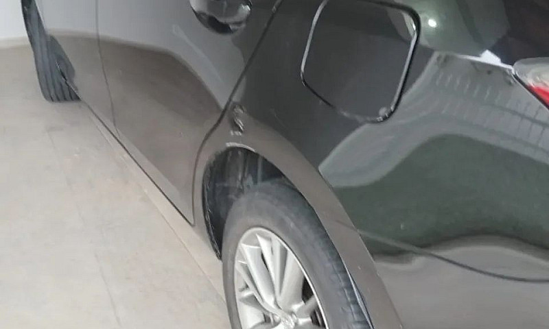 Toyota Corolla Gli 1...
