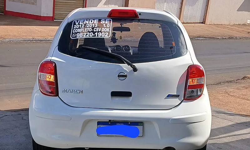 Nissan March S 1.0 1...