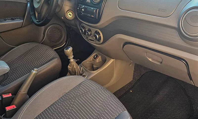 Fiat Palio Attractiv...