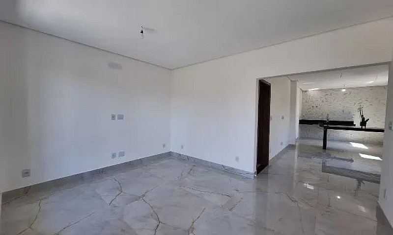  Casa Moderna A Vend...