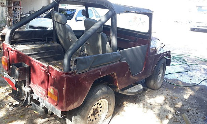 Jeep Willys Overland...