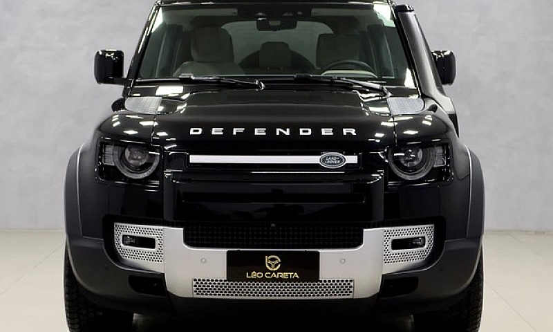 Land Rover Defender ...