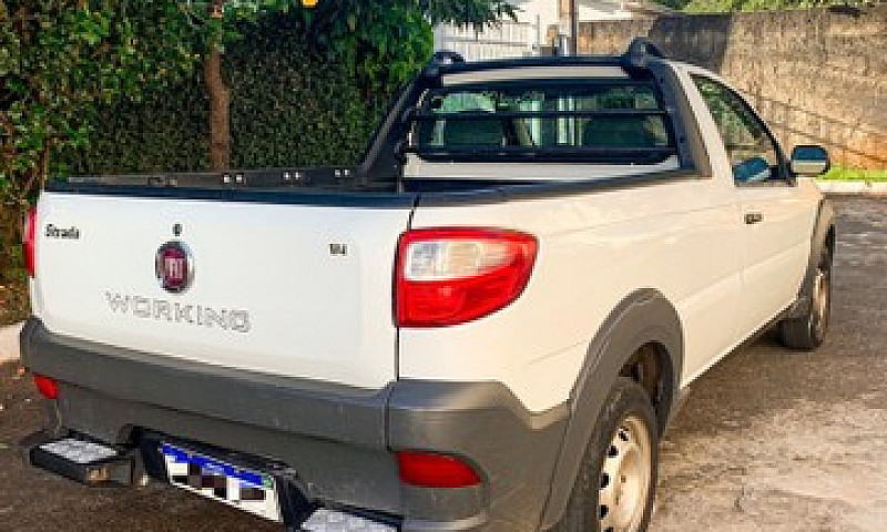 Fiat Strada 1.4 2014...