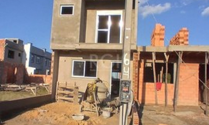 Casa Em Aberta Dos M...