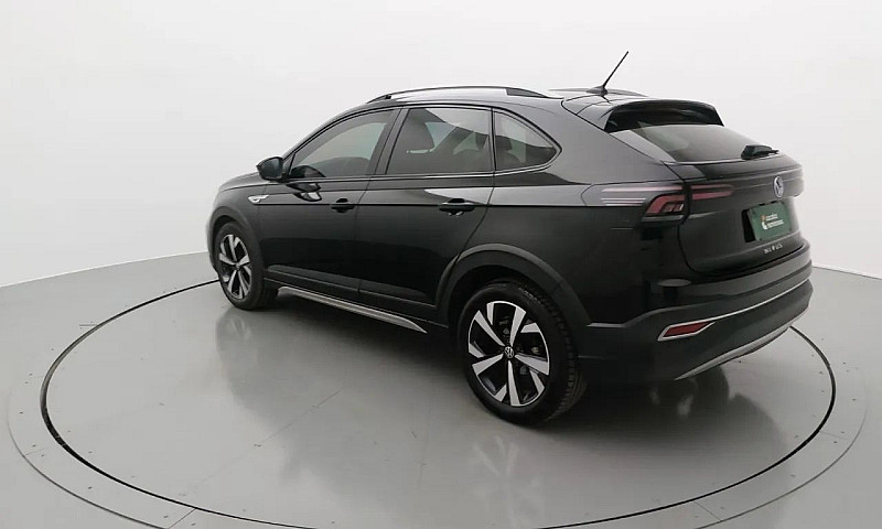 Volkswagen Nivus Hig...