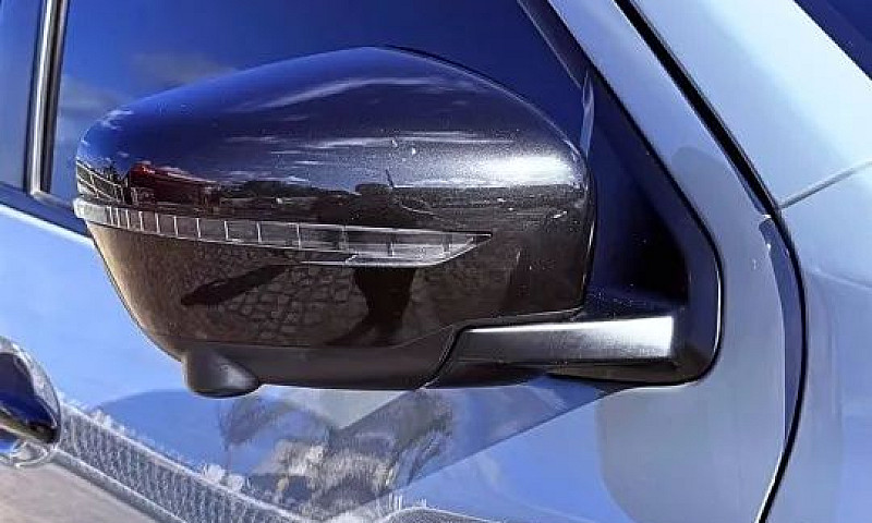 Nissan Frontier Pro4...