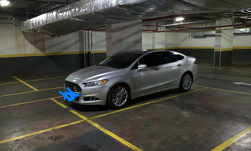 Ford Fusion Titanium...