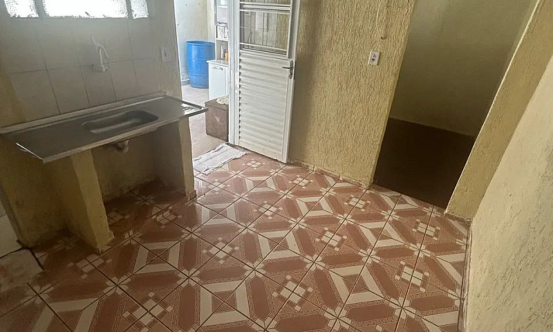 Dois Cômodos Com Ban...