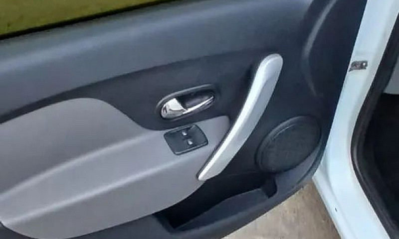 Renault Logan Dynami...